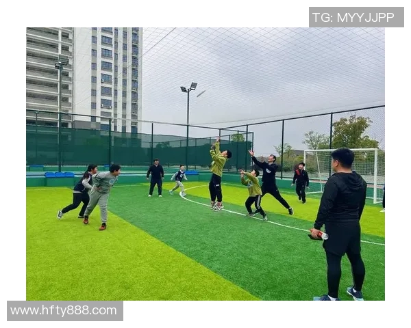 飞盘之路:深圳飞盘队成长历程的真实记录与感悟 飞盘之路:深圳飞盘队成长历程的真实记录与感悟